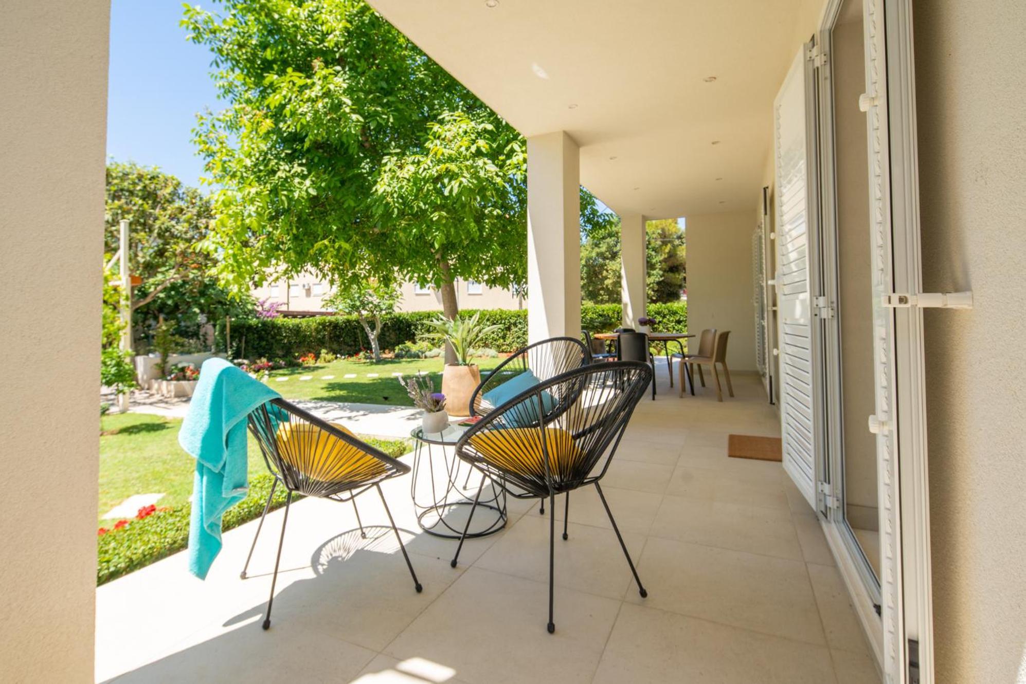 Garden Apartment Pakostane Exterior photo