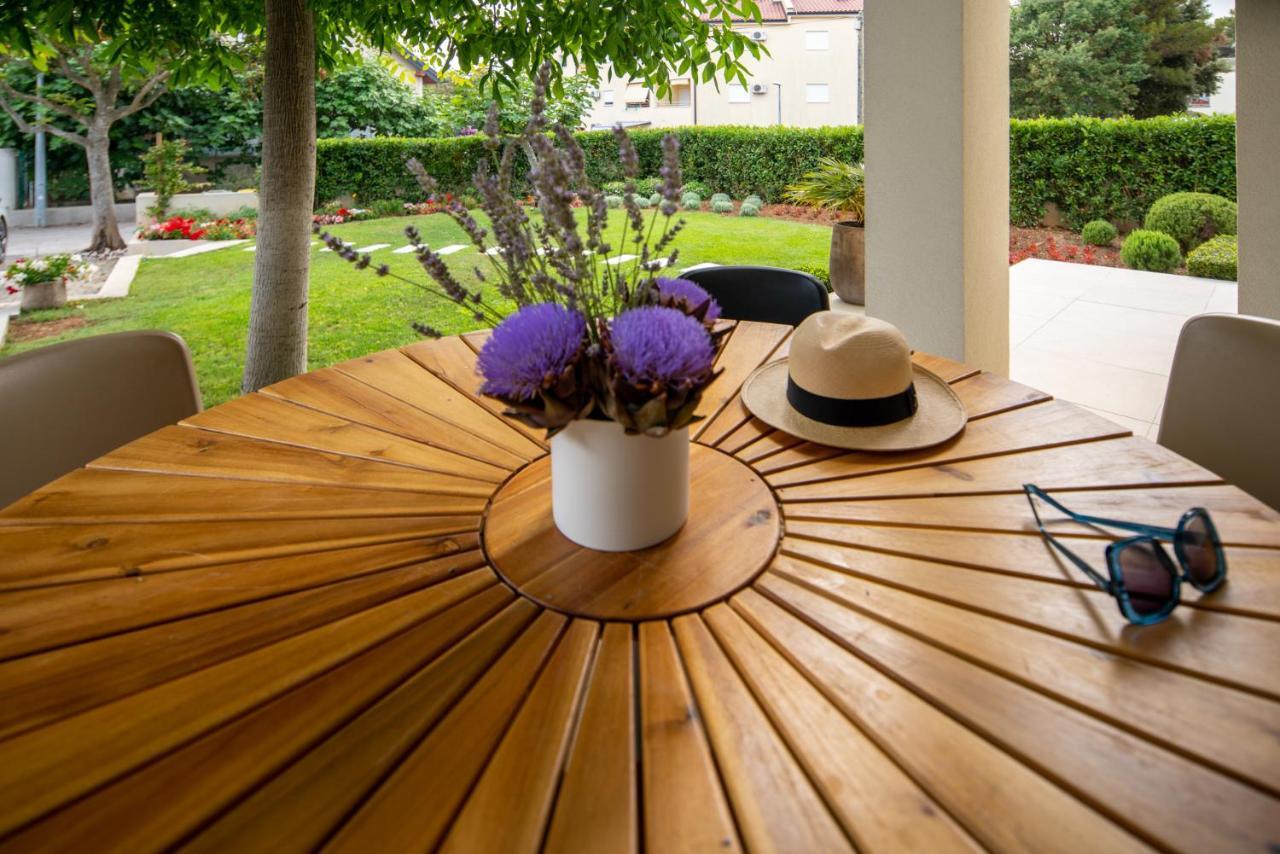 Garden Apartment Pakostane Exterior photo