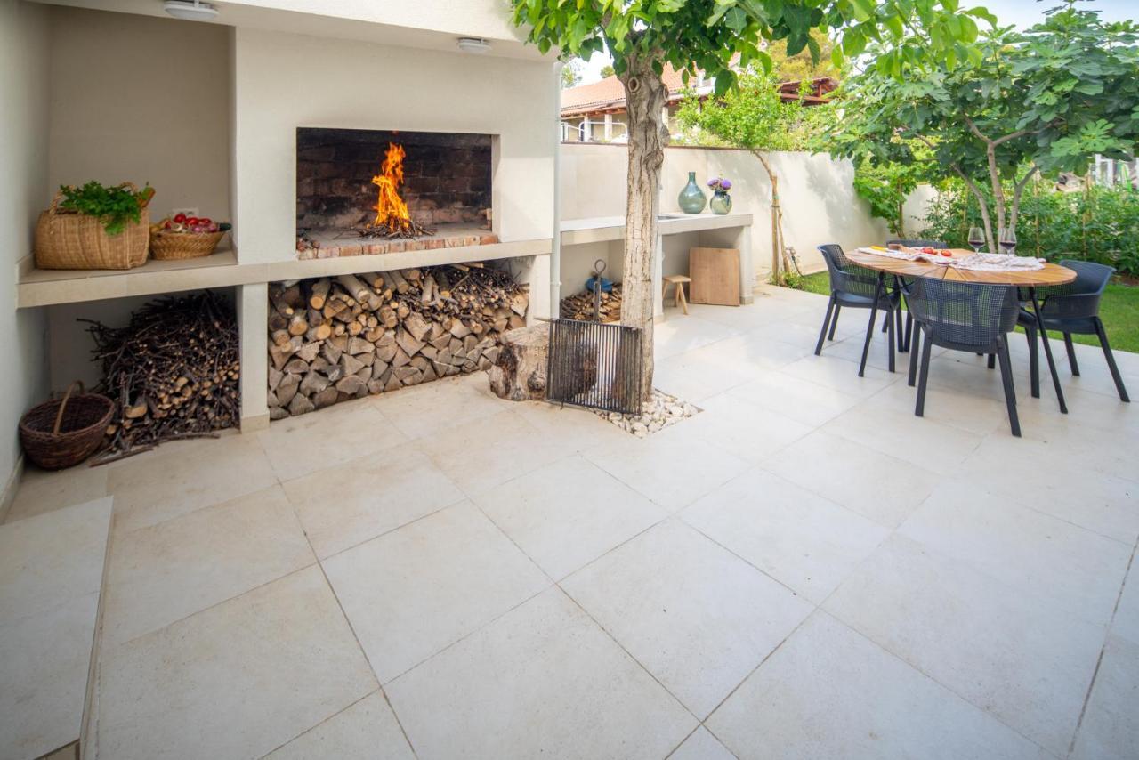Garden Apartment Pakostane Exterior photo